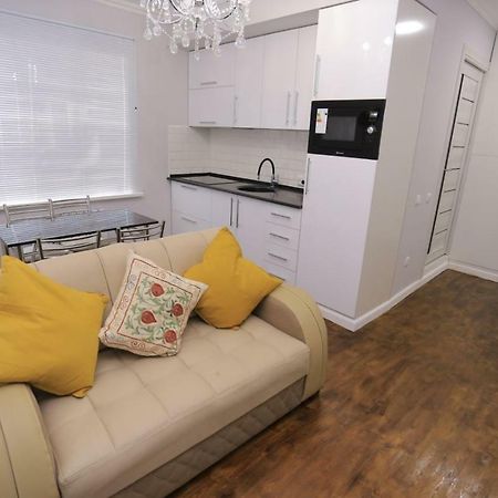 Luxury 2 Bedrooms Apartment Walking Distance From Gur-Emir Samarkand Exterior foto